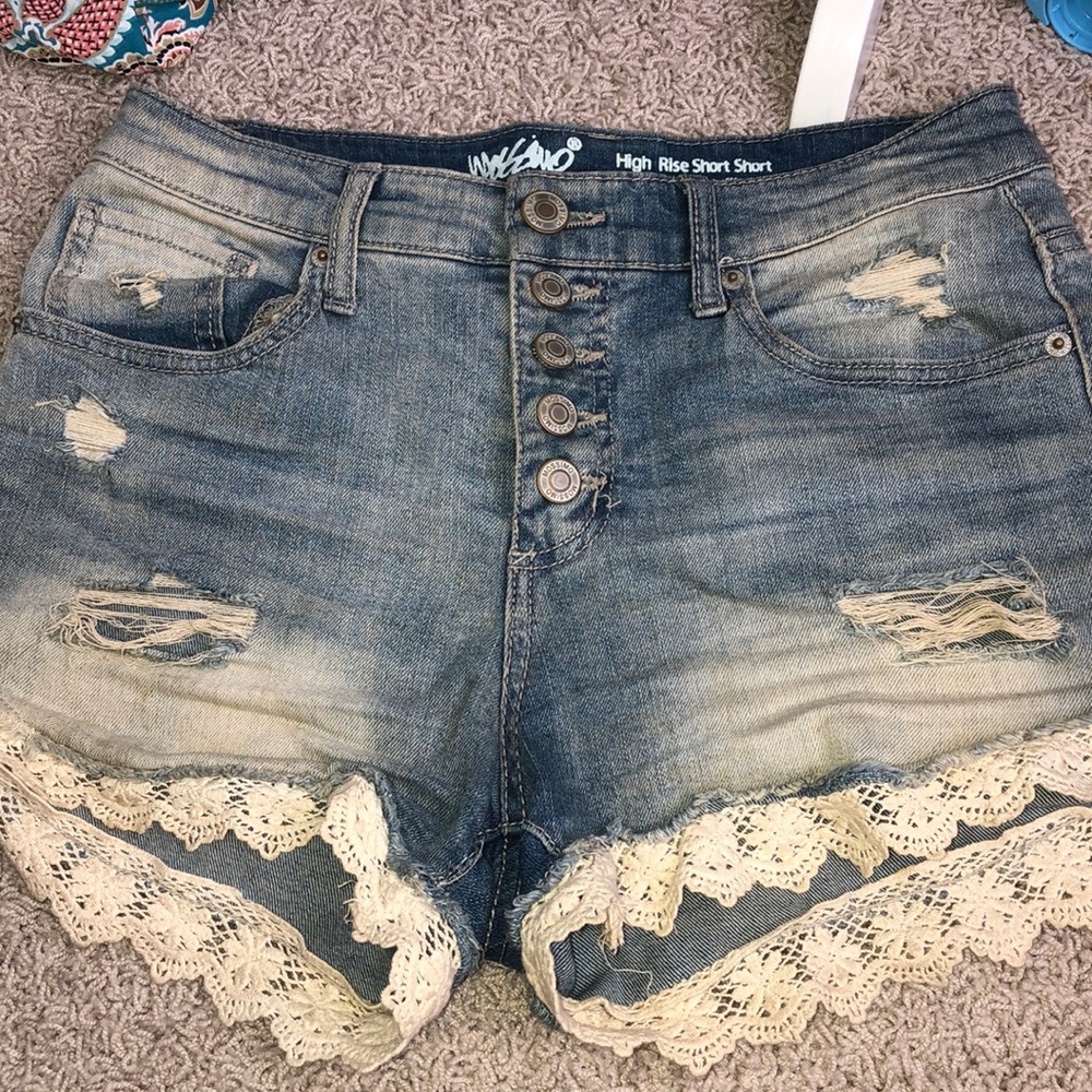 Distressed high waisted shorts